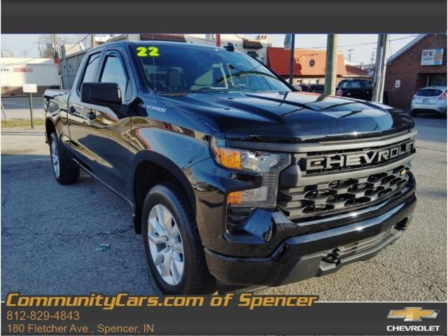 2022 Chevrolet Silverado 1500 4WD Double Cab Standard Bed Custom