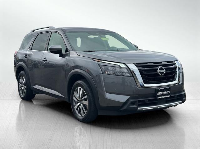 2025 Nissan Pathfinder SL 4WD