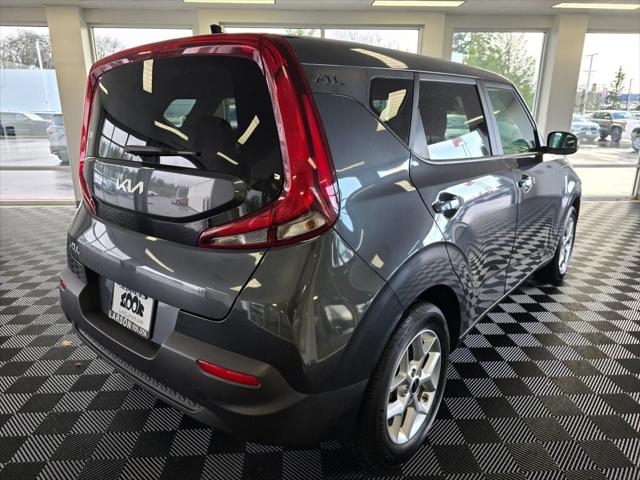 2022 Kia Soul LX