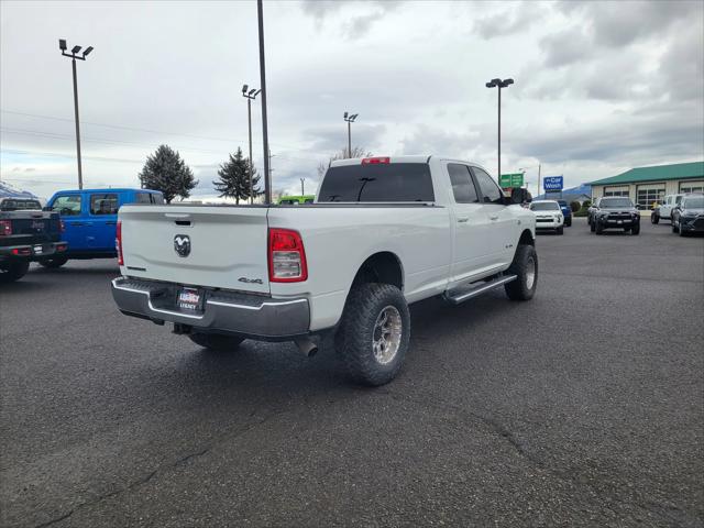 2022 RAM 3500 Big Horn Crew Cab 4x4 8 Box