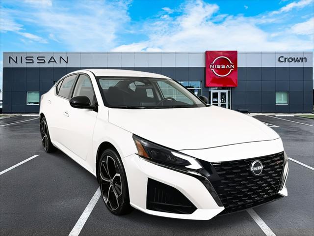 2025 Nissan Altima SR FWD