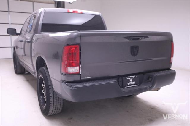 2022 RAM 1500 Classic Tradesman Crew Cab 4x2 57 Box 2022 RAM 1500 Classic Tradesman Crew Cab 4x2 57 Box