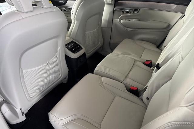 2026 Volvo XC90 Plug-In Hybrid Ultra, T8 AWD, Electric/Gasoline, Bright, 7 Seats