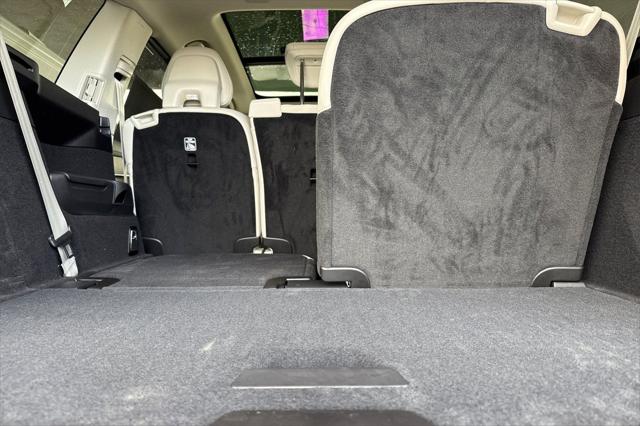 2026 Volvo XC90 Plug-In Hybrid Ultra, T8 AWD, Electric/Gasoline, Bright, 7 Seats