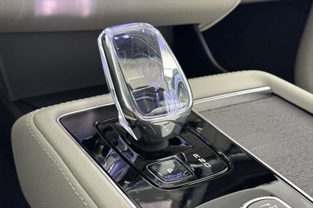 2026 Volvo XC90 Plug-In Hybrid Ultra, T8 AWD, Electric/Gasoline, Bright, 7 Seats