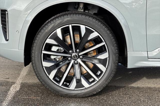 2026 Volvo XC90 Plug-In Hybrid Ultra, T8 AWD, Electric/Gasoline, Bright, 7 Seats
