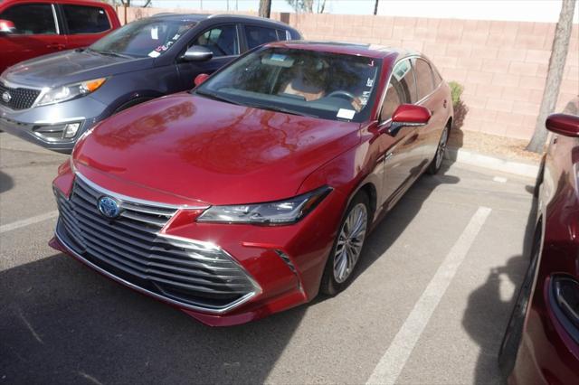 2019 Toyota Avalon Limited's photo
