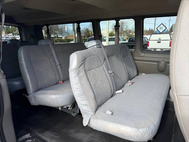 2016 GMC Savana 3500 LS
