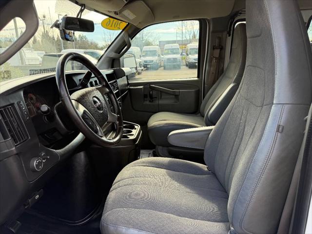 2016 GMC Savana 3500 LS