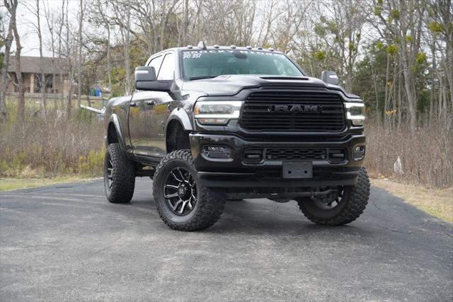 2024 RAM 3500 Laramie Crew Cab 4x4 64 Box