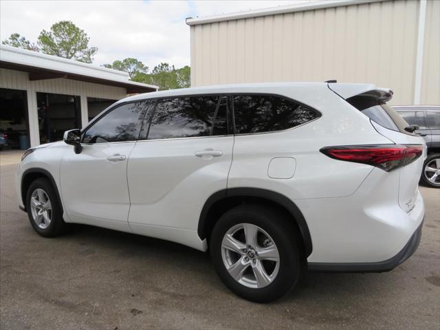 2022 Toyota Highlander LE