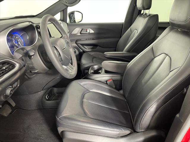 2025 Chrysler Pacifica Select 2025 Chrysler Pacifica Select