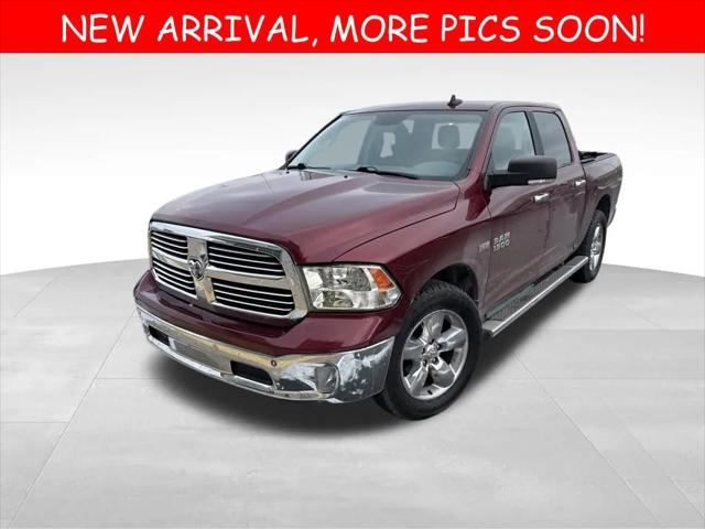 2017 RAM 1500 Big Horn Crew Cab 4x4 57 Box