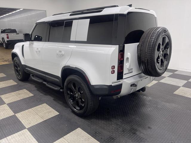 2025 Land Rover Defender 110 P300