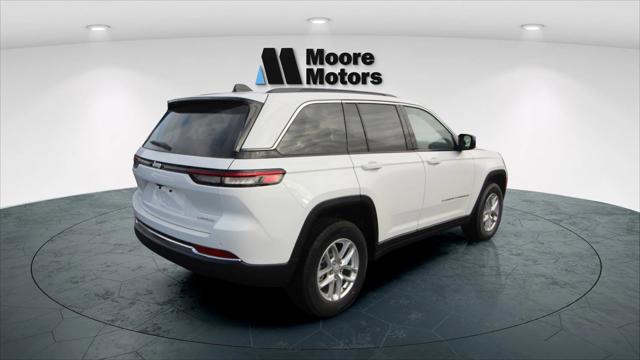 2025 Jeep Grand Cherokee Laredo X 4x4