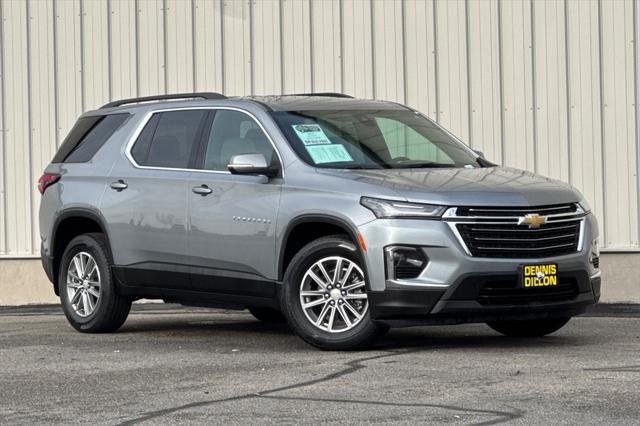 2023 Chevrolet Traverse AWD LT Cloth