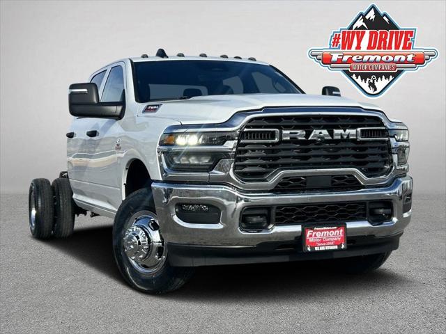 2026 RAM Ram 3500 Chassis Cab RAM 3500 TRADESMAN CREW CAB CHASSIS 4X4 60 CA