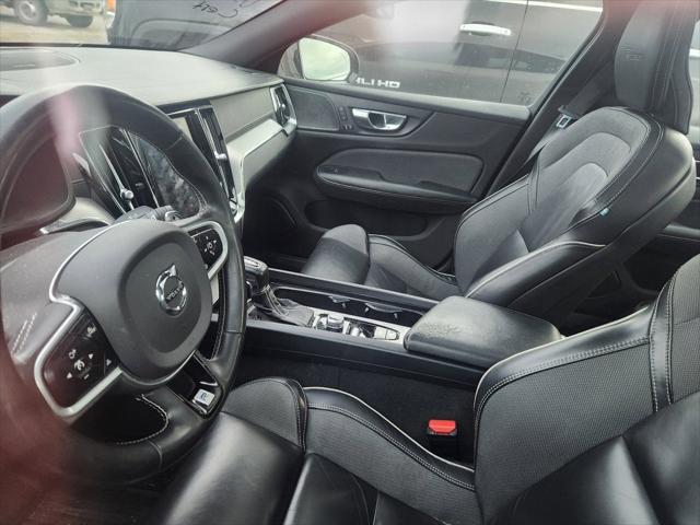 2020 Volvo S60 T6 R-Design 2020 Volvo S60 T6 R-Design