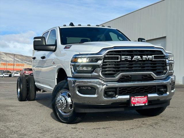 2026 RAM Ram 3500 Chassis Cab RAM 3500 TRADESMAN CREW CAB CHASSIS 4X4 60 CA