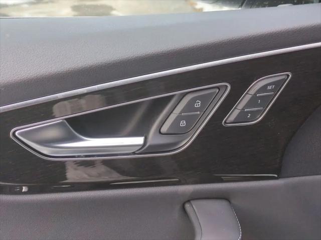 2026 Audi Q8 Premium Plus 55 TFSI quattro Tiptronic