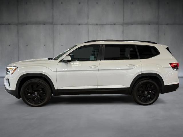 2026 Volkswagen Atlas SE with Technology