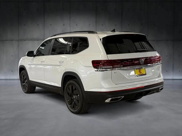 2026 Volkswagen Atlas SE with Technology