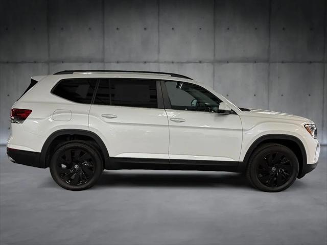 2026 Volkswagen Atlas SE with Technology