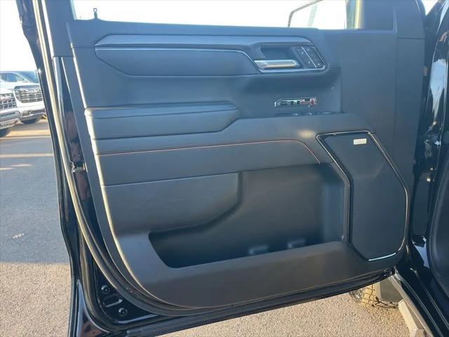 2024 GMC Sierra 1500 4WD Crew Cab Short Box AT4