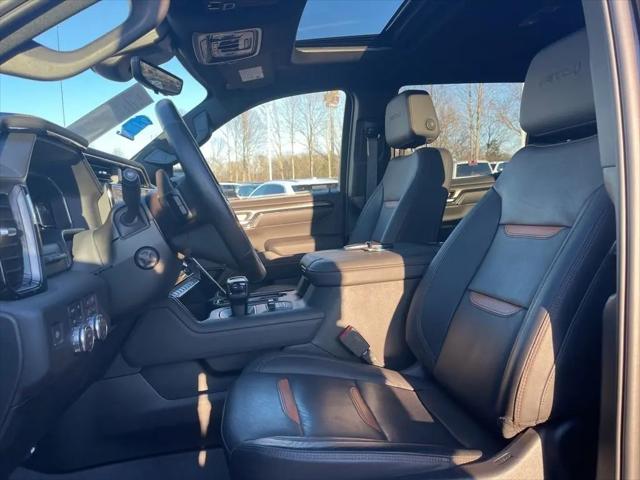 2024 GMC Sierra 1500 4WD Crew Cab Short Box AT4