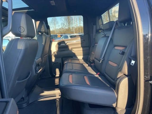 2024 GMC Sierra 1500 4WD Crew Cab Short Box AT4