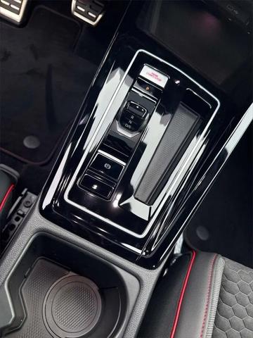 2026 Volkswagen Golf GTI SE