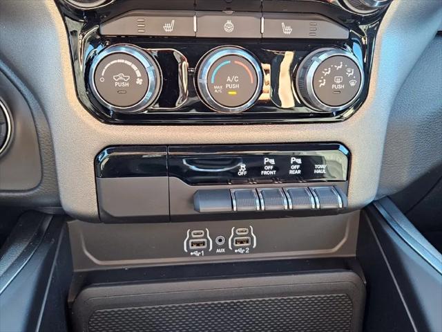 2026 Ram 1500 Big Horn Crew Cab 4x4 57 Box