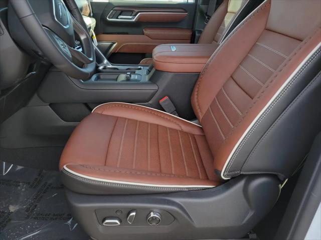 2026 GMC Sierra 2500HD Crew Cab, Standard Bed, Denali Ultimate, 4WD