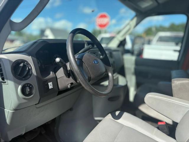 2017 Ford E-350 Cutaway Base