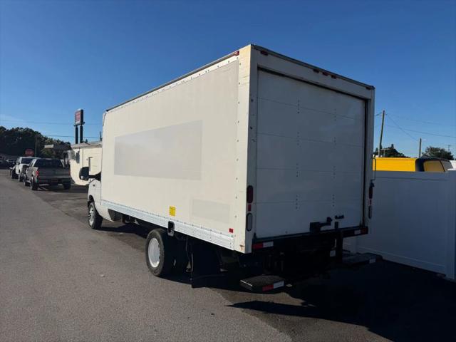2017 Ford E-350 Cutaway Base