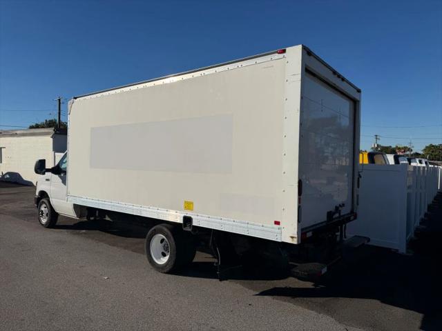 2017 Ford E-350 Cutaway Base