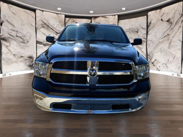 2022 Ram 1500 Classic SLT Crew Cab 4x2 5'7" Box