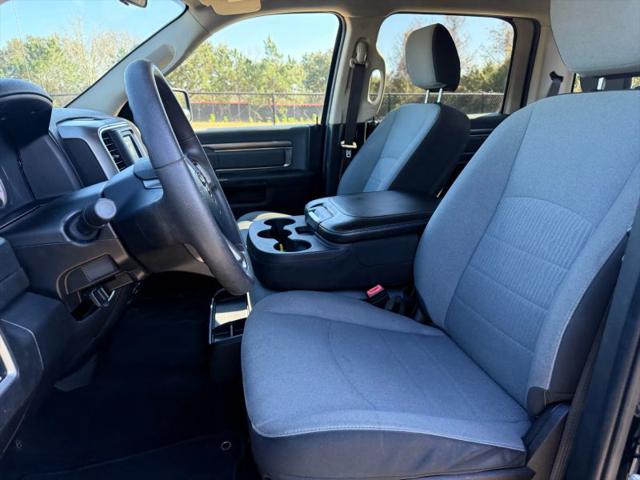 2022 Ram 1500 Classic SLT Crew Cab 4x2 5'7" Box