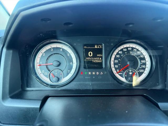 2022 Ram 1500 Classic SLT Crew Cab 4x2 5'7" Box