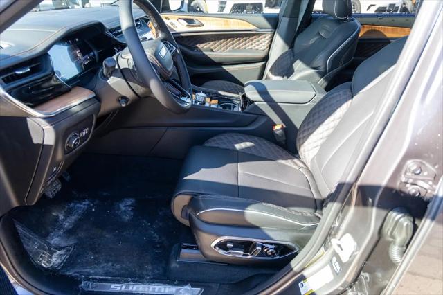 2026 Jeep Grand Cherokee L Summit 4x4