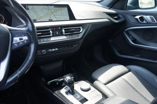 2022 BMW Coupe i sDrive