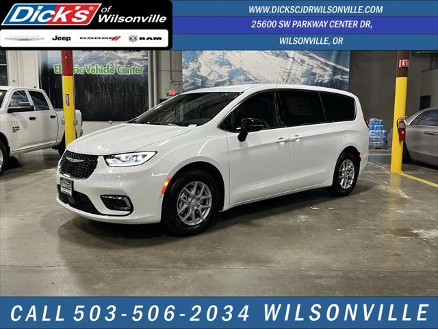 2026 Chrysler Pacifica Select for sale in Wilsonville, OR