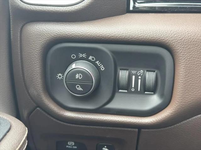 2026 Ram 1500 Laramie Crew Cab 4x4 5'7" Box