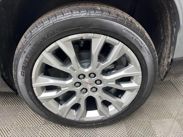 2026 GMC Acadia Denali FWD