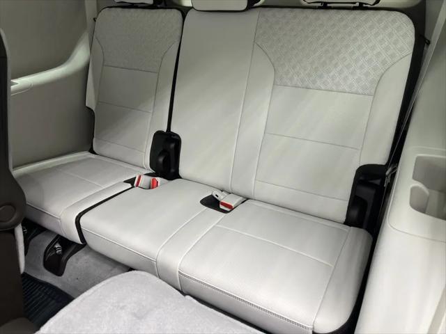 2026 GMC Acadia Denali FWD