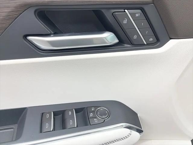 2026 GMC Acadia Denali FWD