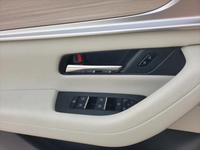 2026 Mazda X-90 Premium Plus