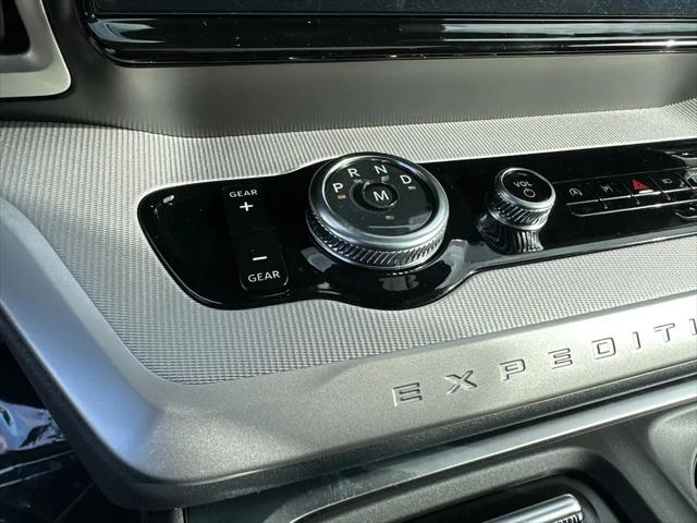 2025 Ford Expedition Active MAX