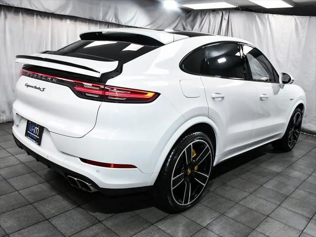 2023 Porsche Cayenne E-Hybrid Turbo S