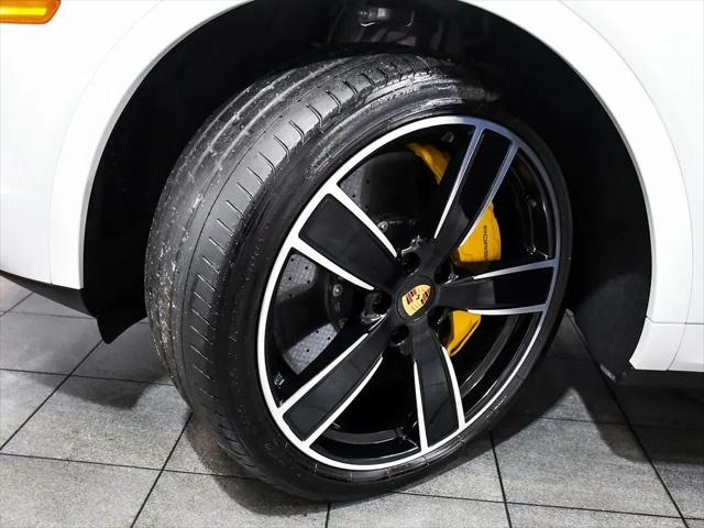 2023 Porsche Cayenne E-Hybrid Turbo S